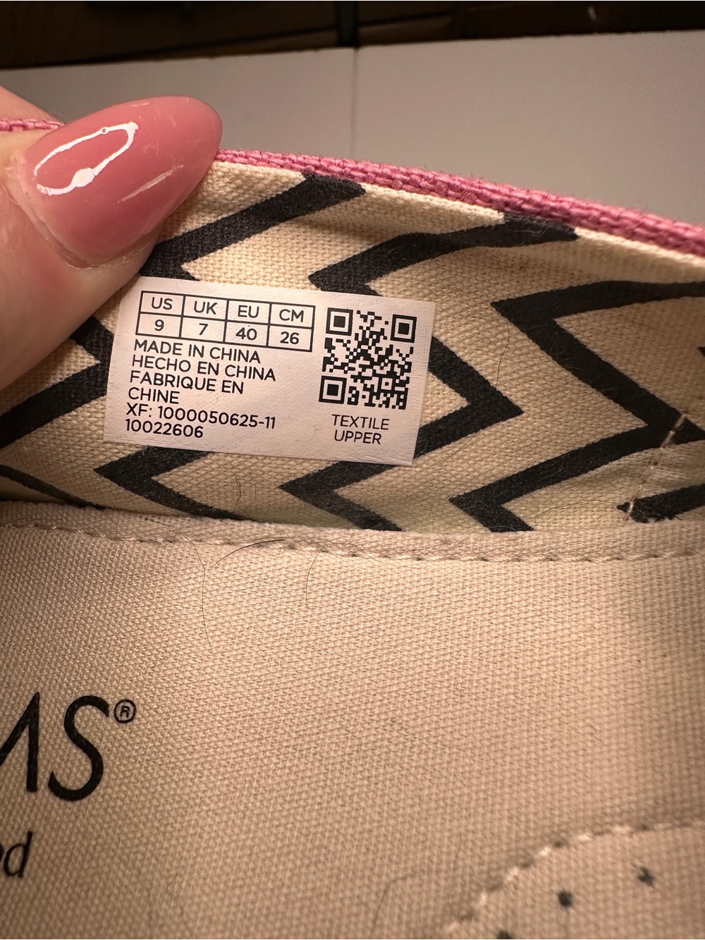 TOMS Women's Slip-On Canvas Shoes in Pink Size 9 - Picture 8 of 8